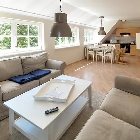 Friesenhaus - 7 Apartment *